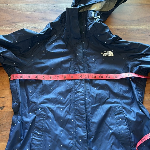 The North Face polka dot rain jacket small - Picture 9 of 11